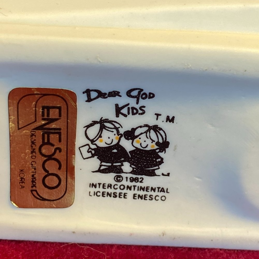 Dear God Kids Figurine - Enesco -“Don’t Look” Porcelain 1982 - Picture 8 of 8